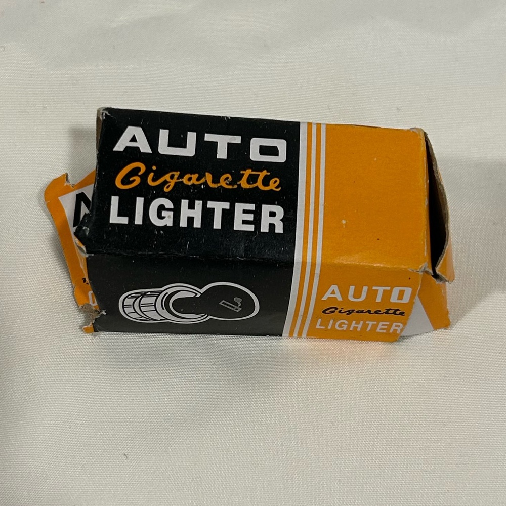 NWT Unique Bargains Auto Cigarette Lighter
